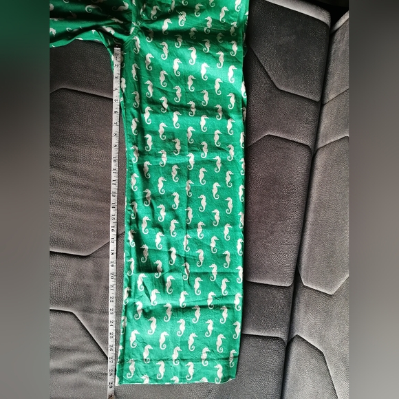 Anthropologie Green Cropped Pants - Picture 11 of 13
